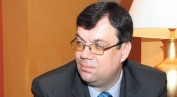 Bajs zadovoljan, ali oprezan