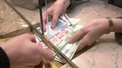 Podizanjem kamata građanima Zaba i PBZ zaradili 2,6 milijardi kuna