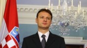 Josipović izgubio prvu veću bitku s Kosor
